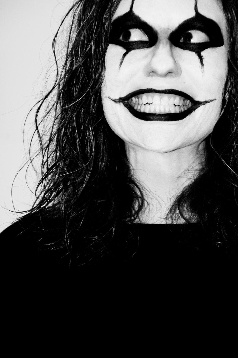 Smile makeup longhair lipstick halloween facepaint eyes 